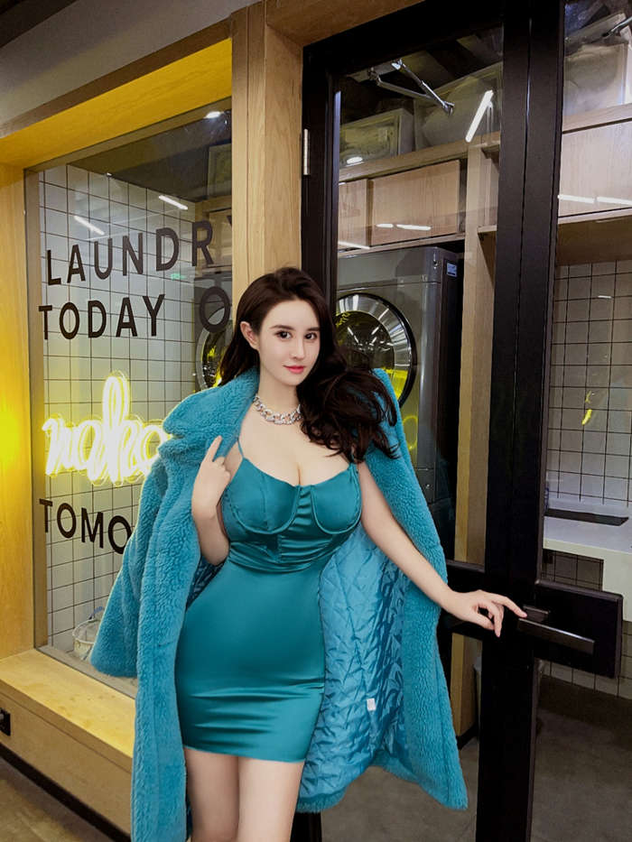 温哥华伴游模特预约