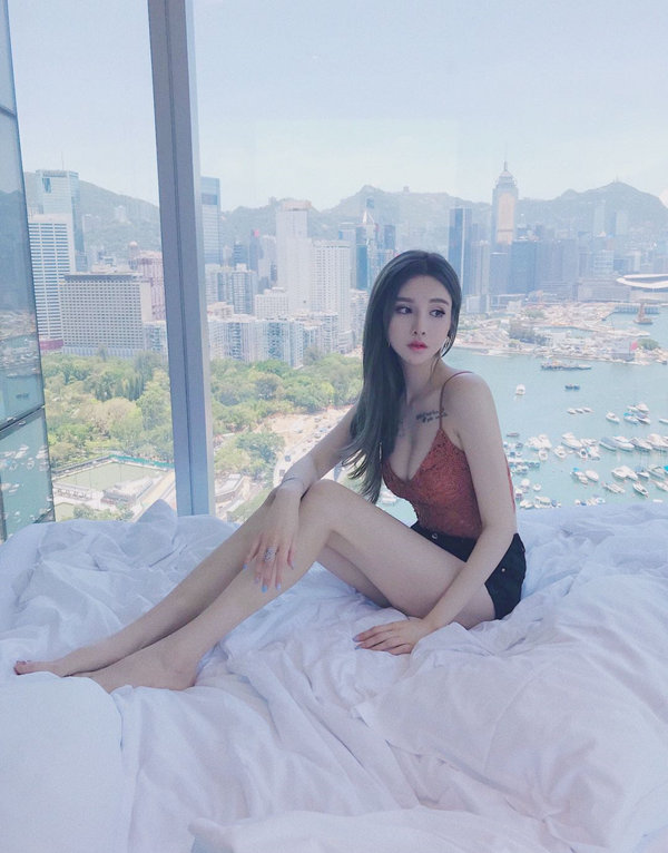 首尔预约高端模特