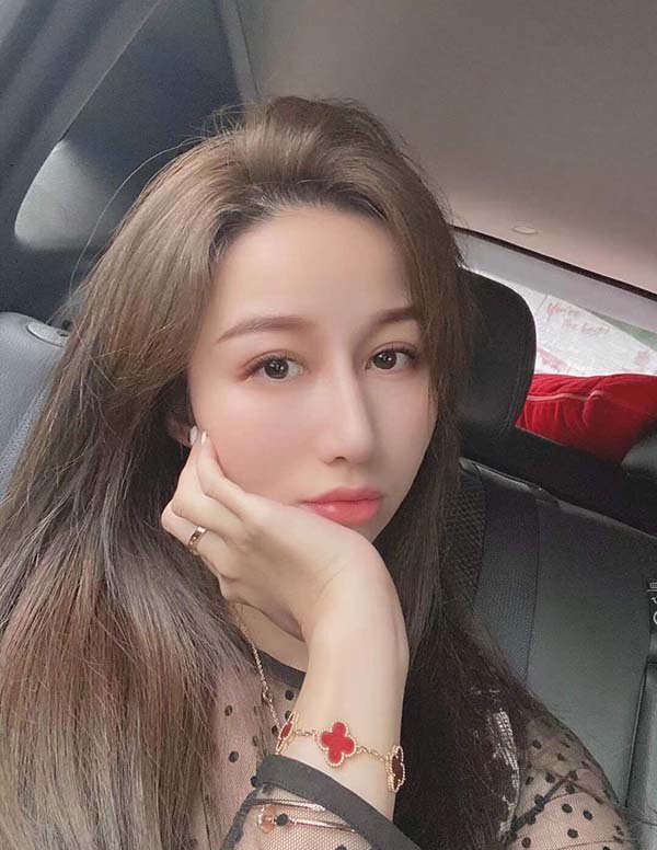 巴黎外围女经纪人