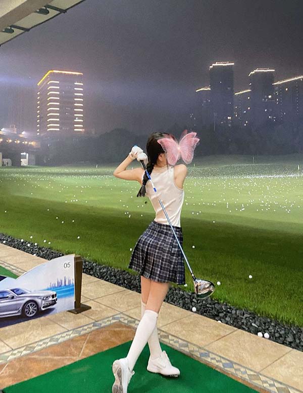 曼谷围经纪人微信