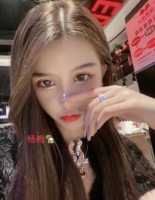 巴黎大学生伴游