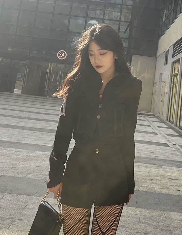 巴黎外围女经纪人