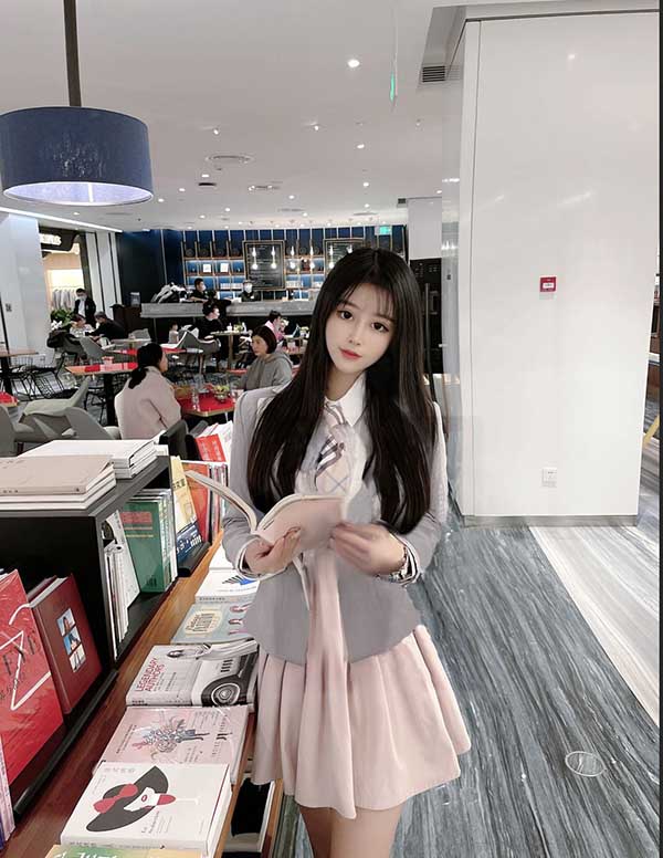 曼谷外围模特联系方式